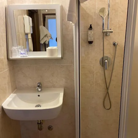 Hotel Julia 3*