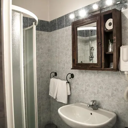 Julia Hotel 3*